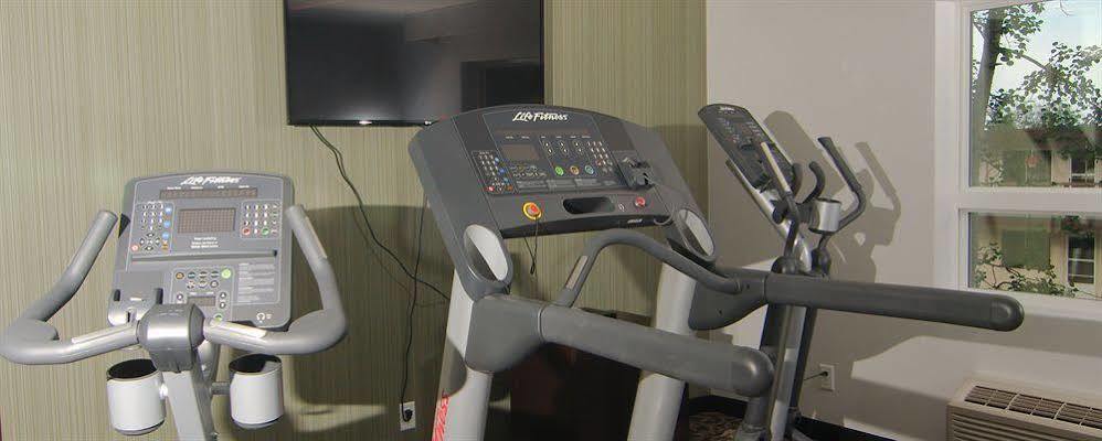 Paradise Inn And Suites Redwater المظهر الخارجي الصورة